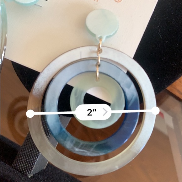 Earring set - Picture 2 of 2